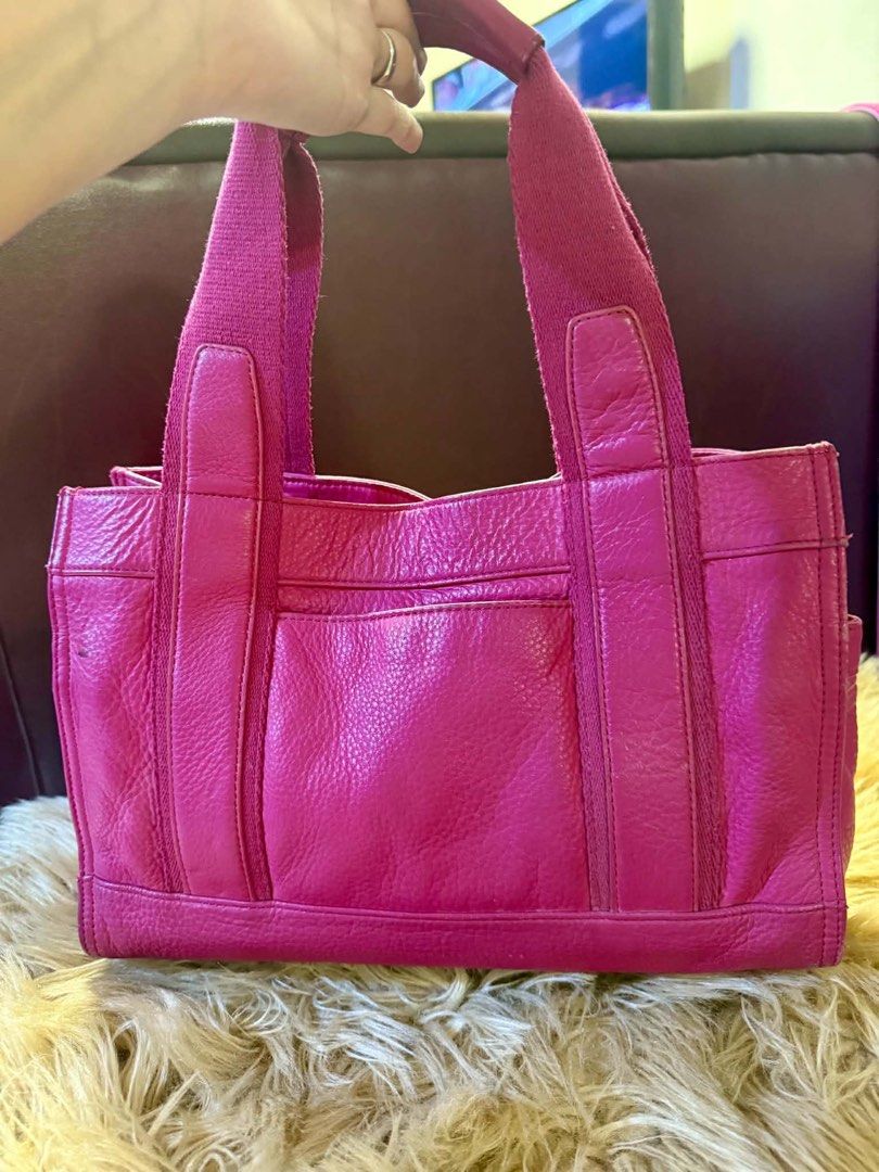 Tory Burch pink leather (Category: Luxury Bags & Wallets) located in San Jose del Monte. Submitted by mightyhawk.59282e (Listing ID 1466890770, Image 2). Description: Authentic Tory Burch Ella Leather Micro/Mini Tote Bag - Vibrant Pink Elevate your everyday style with this gorgeous, authentic Tory Burch tote bag in a stunning, vibrant pink hue. Crafted from high-quality pebbled leather, this compact yet spacious bag features the iconic debossed d
