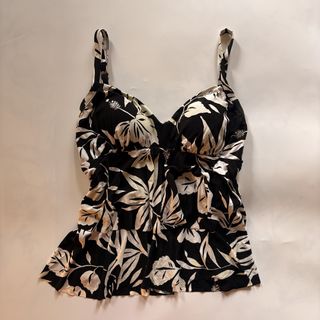(Category: ) located in . Submitted by kaelian_couture (Listing ID 1466823300, Image 1). Description: .