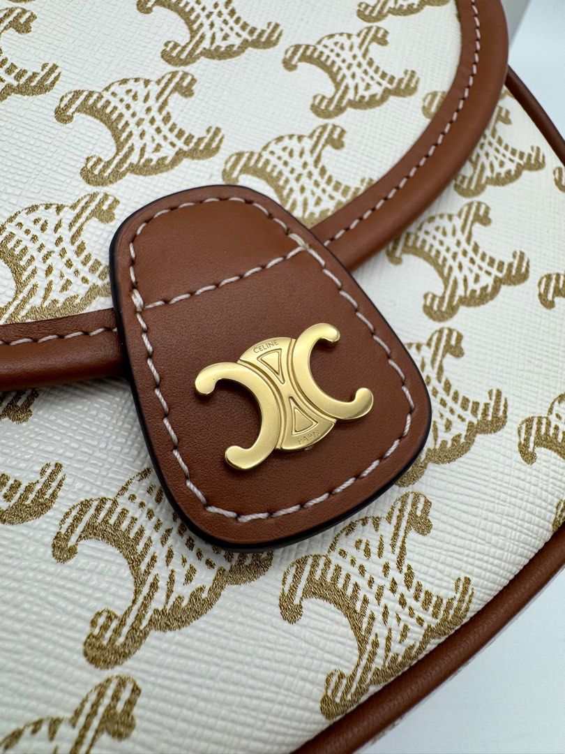 Triomphe Mini Basace Crossbody Bag (Category: Cross-body Bags) located in Tiaong. Submitted by purseloveph (Listing ID 1466941821, Image 3). Description: ❣️PLEASE TAKE THE TIME TO READ❣️ Celine Mini Basace Bag in Triomphe Canvas MINI BESACE IN TRIOMPHE Approx. 6 X 6 X 2 IN (16 X 14 X 4 CM) 📌ONHAND? Yes 📌STILL AVAILABLE? Item not marked as sold means available ❌NO LALAMOVE/GRAB ETC. ❌NO COD ❌NO RESERVATION ❌NO WHEN WORN ✅SAME DAY SHIPPING CUT OF