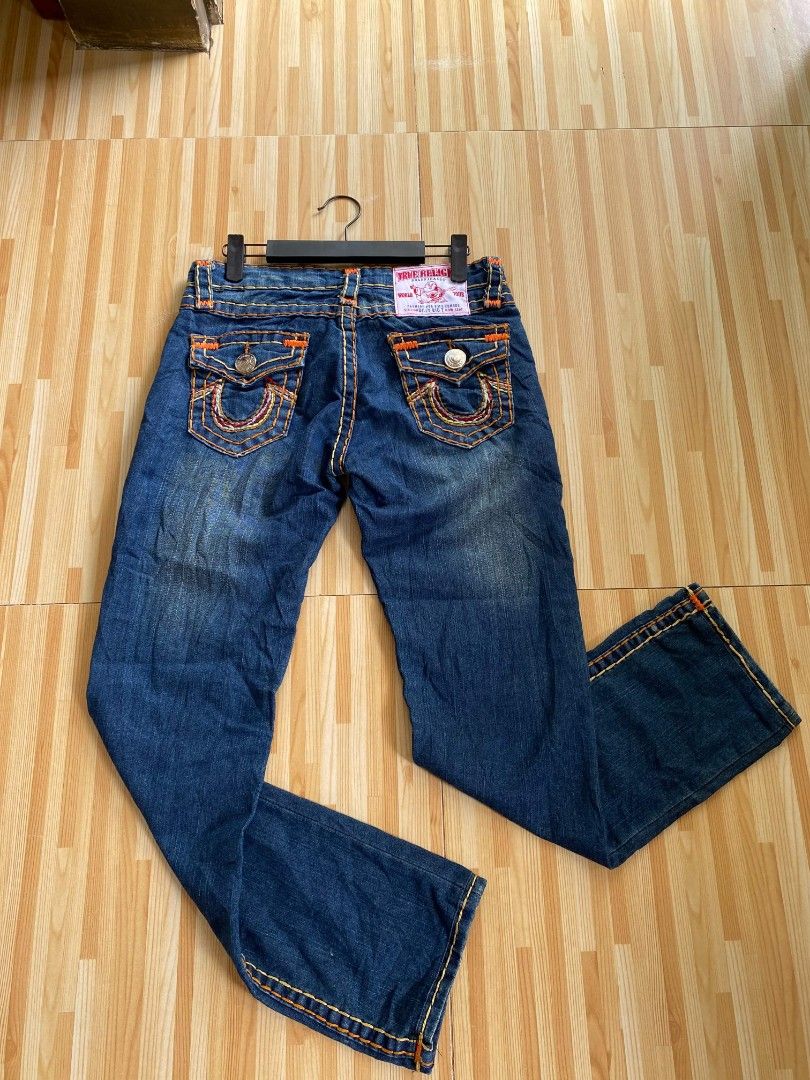 TRUE RELIGION JEANS (Category: Jeans) located in Argao. Submitted by royalowl-888 (Listing ID 1466902773, Image 3). Description: TRUE RELIGION JEANS size 27 on tag can fit to 28 Legth 36 hem 7 GOOD AS NEW no issue location visayas.