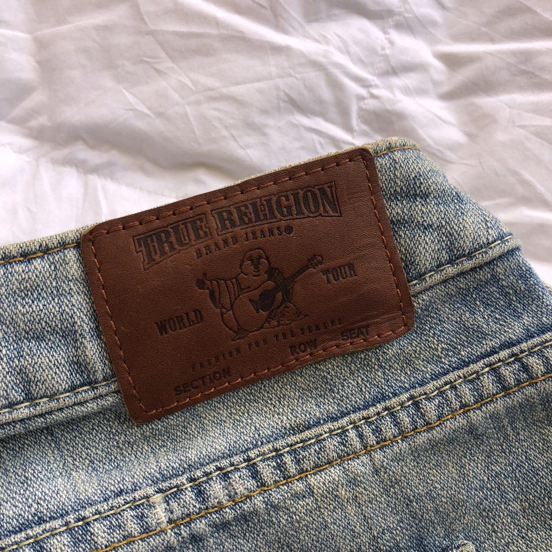 True Religion shorts (Category: Shorts) located in Cauayan City . Submitted by thriftwithria (Listing ID 1466895010, Image 3). Description: .