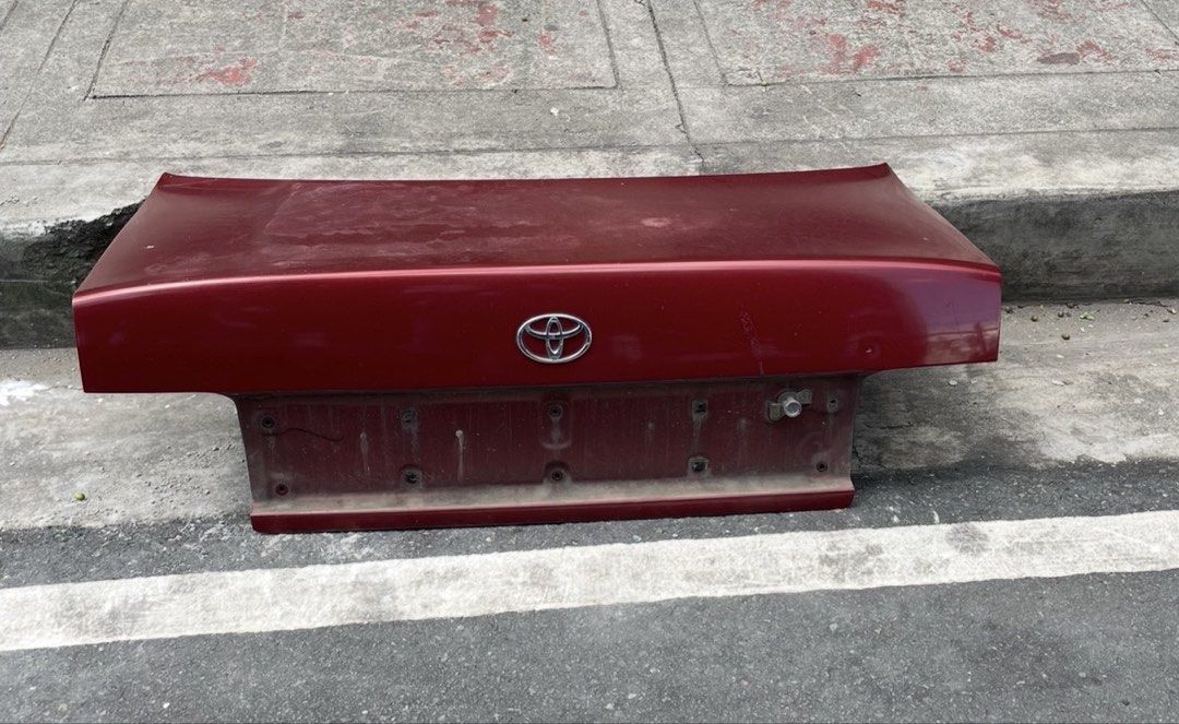 Trunk for Corolla Big Body with emblem (Category: Body Parts and Accessories) located in Manila. Submitted by jonalyn36017 (Listing ID 1466778771, Image 1). Description: Trunk for Corolla Big Body with emblem Original No damage Pick up or Lalamove Pay Cash or Gcash Location: Wuezon City.
