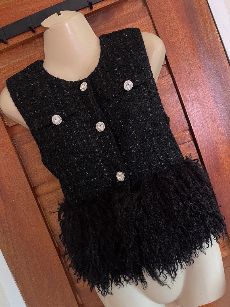 Tweed Button down Sleeveless Top (Category: Others Tops) located in Baler. Submitted by declutterwithrhys (Listing ID 1466877674, Image 2). Description: FOR SALE (PLEASE MAKE READING A HABIT) TWEED BUTTON DOWN SLEEVELESS TOP WITH FUR DETAILS COLOR BLACK WORKING ALL BUTTONS LIKE NEW CONDITION CAN PASS AS BN CAN FIT SIZE MEDIUM TO LARGE BODY FRAME COLOR RATE 10/10 NO ISSUE MUST HAVE (STEAL PRICE) KINDLY CHECK THE PHOTOS FOR THE COMPLETE DETAILS NON