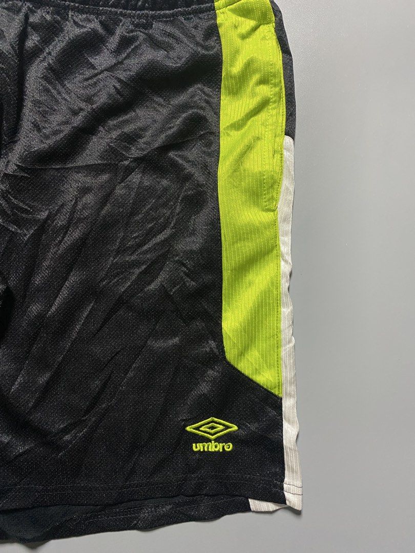 Umbro Shorts (Category: Shorts) located in Pasay City. Submitted by thrift.wards (Listing ID 1466925686, Image 2). Description: size: 34 to 38 leg hole: 13 length: 19 minimal lints .