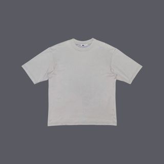 (Category: ) located in . Submitted by ejay.thrift.clothes (Listing ID 1466966107, Image 1). Description: .