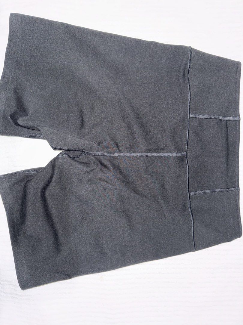 Uniqlo Biker Shorts (Category: Activewear) located in Naga. Submitted by sbcookieee (Listing ID 1466842691, Image 3). Description: .