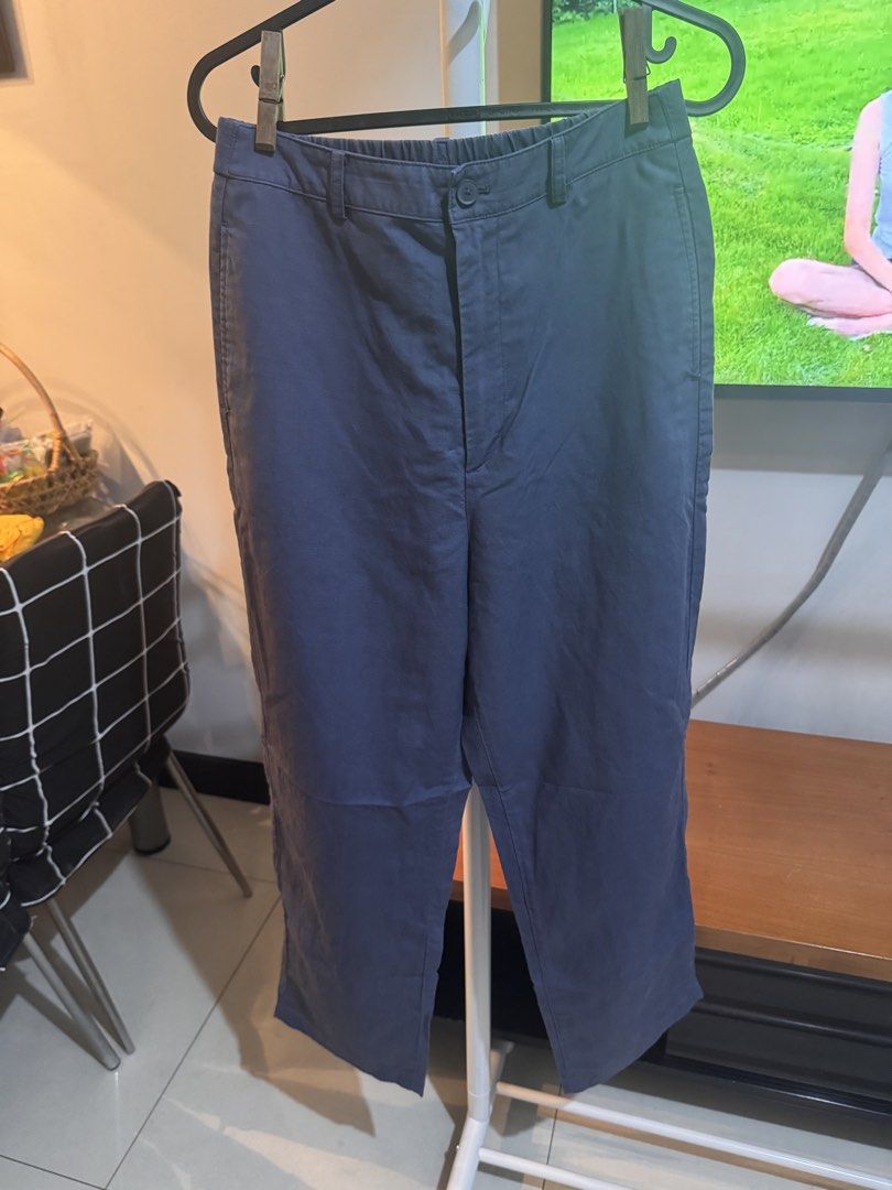 Uniqlo blue pants (Category: Other Bottoms) located in Quezon City. Submitted by essief (Listing ID 1466919997, Image 1). Description: Straight leg and high waisted blue pants RFS: Sizing up No issues No when worn photos .