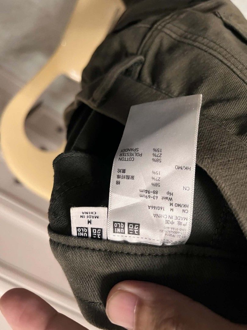 Uniqlo Dark Green Pants Size M (Category: Jeans) located in Caloocan City. Submitted by savastrid (Listing ID 1466826768, Image 1). Description: - Brand: Uniqlo - Color: Dark Green - Size: M (Waist: 63-69cm, Hip: 88-94cm) - Material: 58% Cotton, 27% Polyester, 15% Spandex - Origin: Made in China - Style: Standard straight cut with back pockets and belt loops - Versatile and easy to match with any daily top.