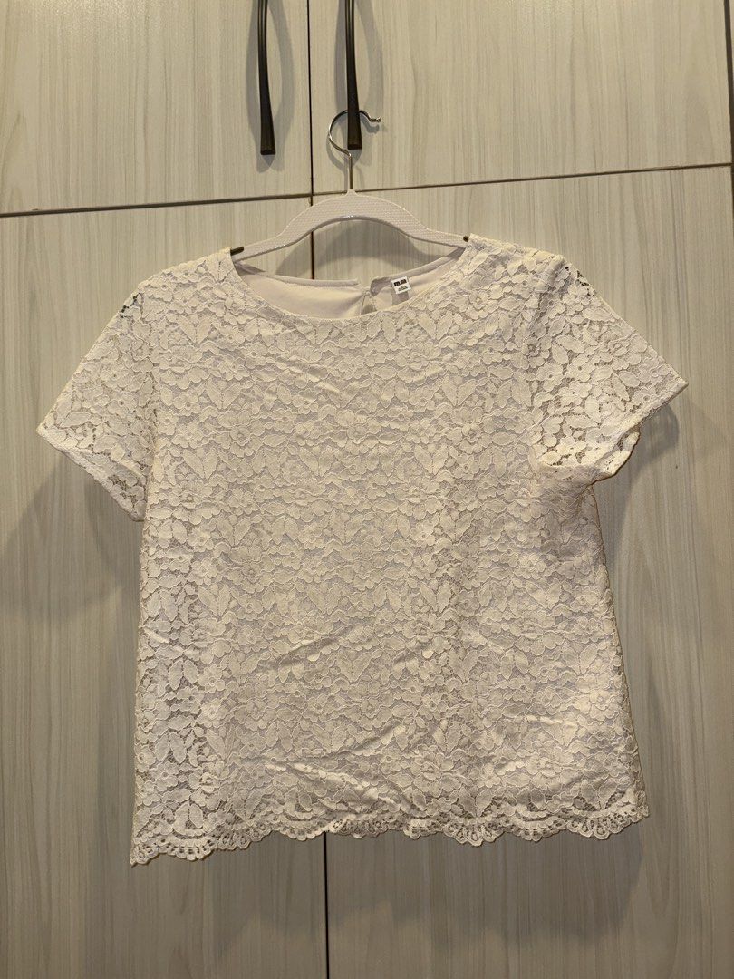 UNIQLO Lace Double-Lined Shirt (Category: Shirts) located in Antipolo. Submitted by maiplus (Listing ID 1466937981, Image 1). Description: UNIQLO Size L 📍Antipolo City.