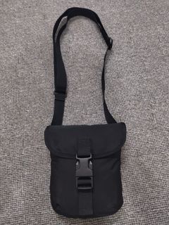 (Category: ) located in . Submitted by st3preloved (Listing ID 1466960176, Image 1). Description: .