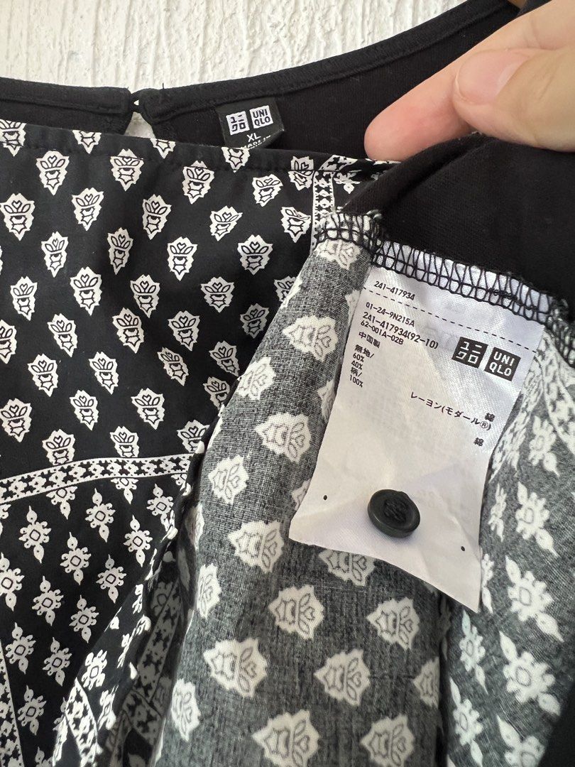 Uniqlo Printed Blouse (Category: Blouses) located in Amadeo. Submitted by mavmadel (Listing ID 1466823577, Image 2). Description: -xl size -like new -color rate 10/10.