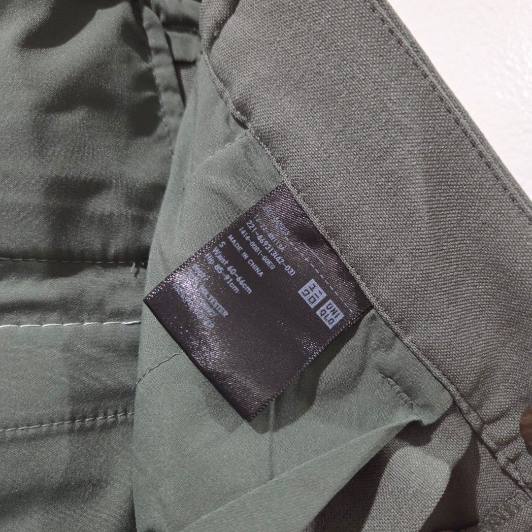 Uniqlo Tapered Pants (Category: Other Bottoms) located in San Nicolas. Submitted by mllc523 (Listing ID 1466807885, Image 2). Description: Closure: Button and hook with zip fly Pockets: Two functional back pockets Condition: Excellent, clean fabric with no stains or damage Size S, fits 25" to 26" Length: 35".