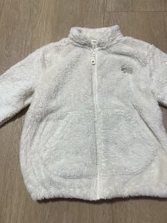 (Category: ) located in . Submitted by thriftsclove (Listing ID 1466901067, Image 1). Description: .