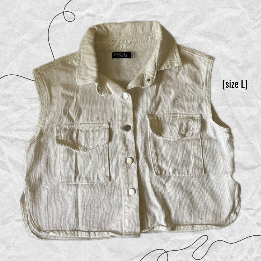 [URBAN] White Denim Vest (Category: Sleeveless) located in Manila. Submitted by lovedbydeviii (Listing ID 1466845176, Image 1). Description: [URBAN] White Denim Vest 🧵Php 350 👗Size: L 👗Used once * note that color may slightly vary due to lighting .