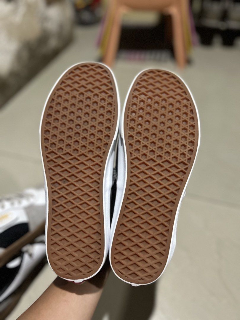 Vans (Category: Sneakers) located in Cebu City. Submitted by cyrilk1cks (Listing ID 1466817560, Image 3). Description: .