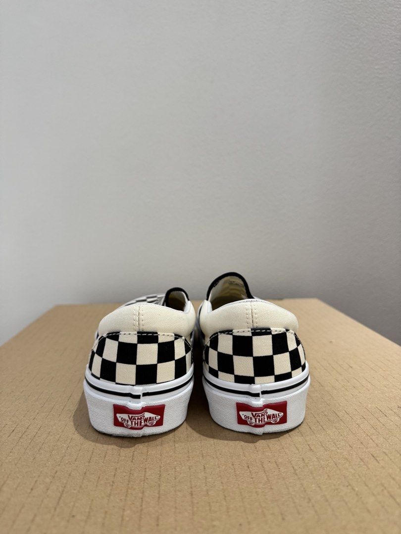 VANS (CLASSIC SLIP-ON CHECKERBOARD) (Category: Shoe inserts) located in Taguig. Submitted by xyrarabos (Listing ID 1466967245, Image 3). Description: Bought at U.S. Vans for $65; never used. Size: W6.5, fits W7. No box..
