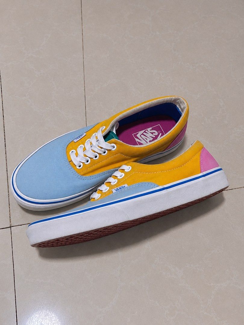 Vans Era Canvas ‘Colorblock’ (Category: Sneakers) located in Manila. Submitted by fcaleb022713960 (Listing ID 1466911609, Image 1). Description: - Pre-Loved Vans Sneakers - Minor stains, unnoticeable from afar .