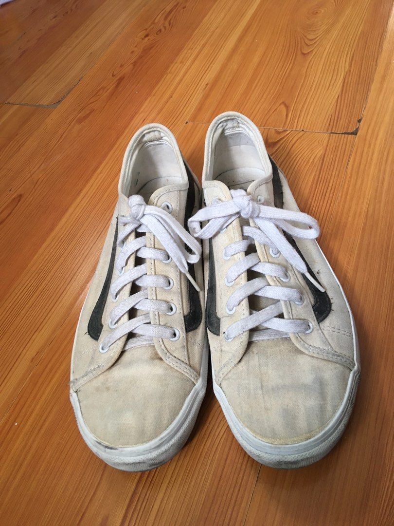 Vans oldskool (Category: Sneakers) located in San Juan City. Submitted by sashoppeepipi (Listing ID 1466783001, Image 3). Description: .