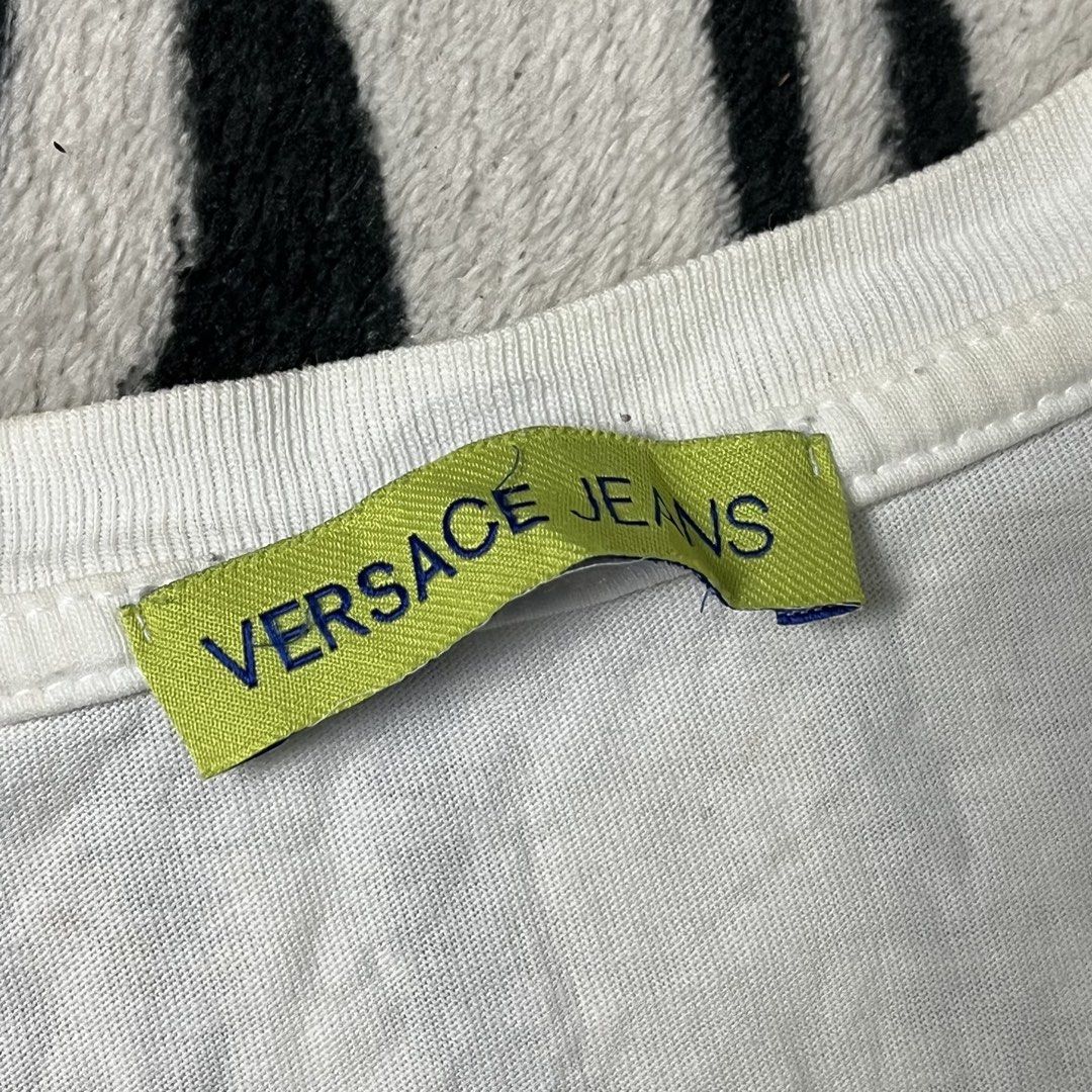 Versace shirt (Category: Shirts) located in Manila. Submitted by royaldripmanila (Listing ID 1466858297, Image 2). Description: Need wash W20 L28.