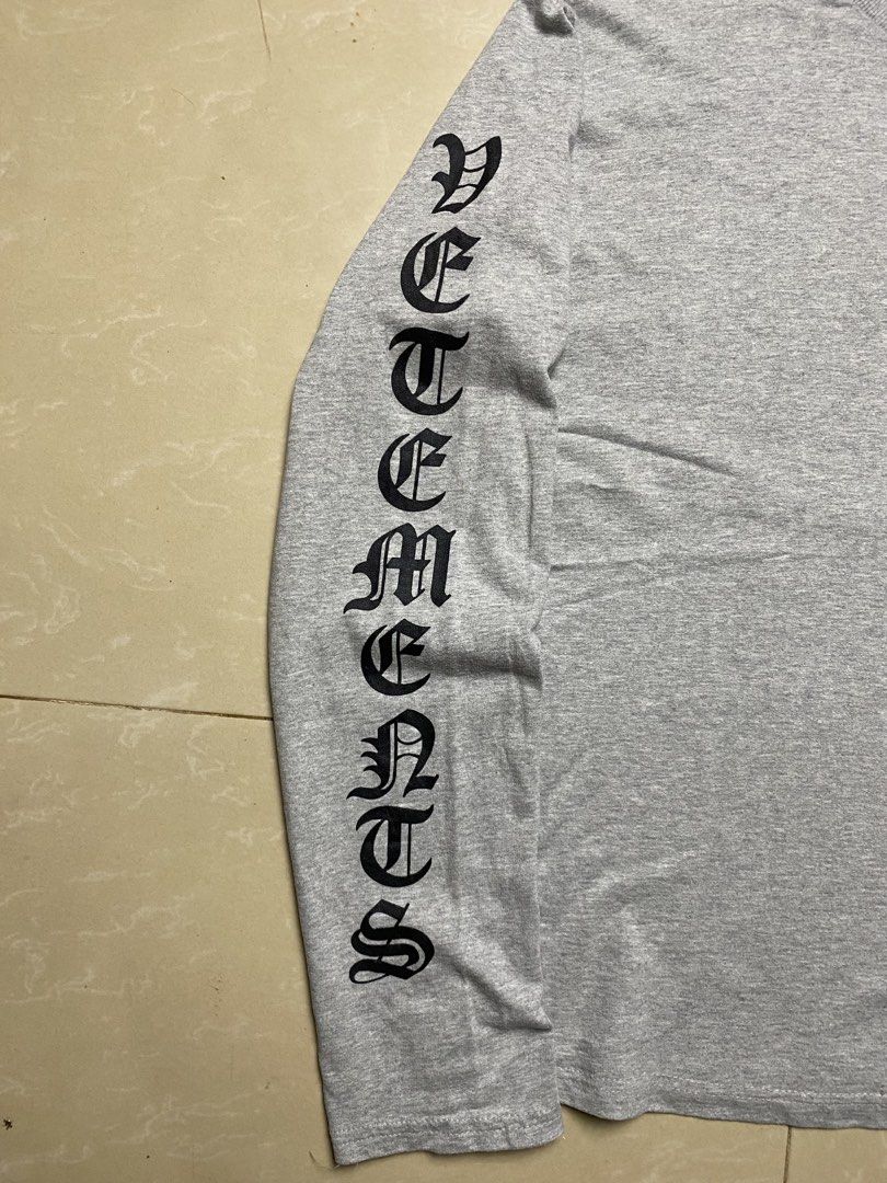 VETEMENTS SUMMER 2016 (Category: Tshirts & Polo Shirts ) located in Davao. Submitted by maikes_finds (Listing ID 1466902505, Image 2). Description: SIZE MEDIUM TO LARGE FITTINGS 20.5x28 NO ISSUE.