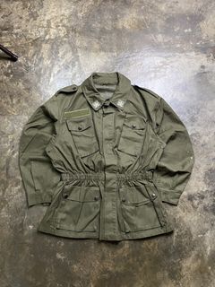 (Category: ) located in . Submitted by greendaythrift_ (Listing ID 1466927623, Image 1). Description: .