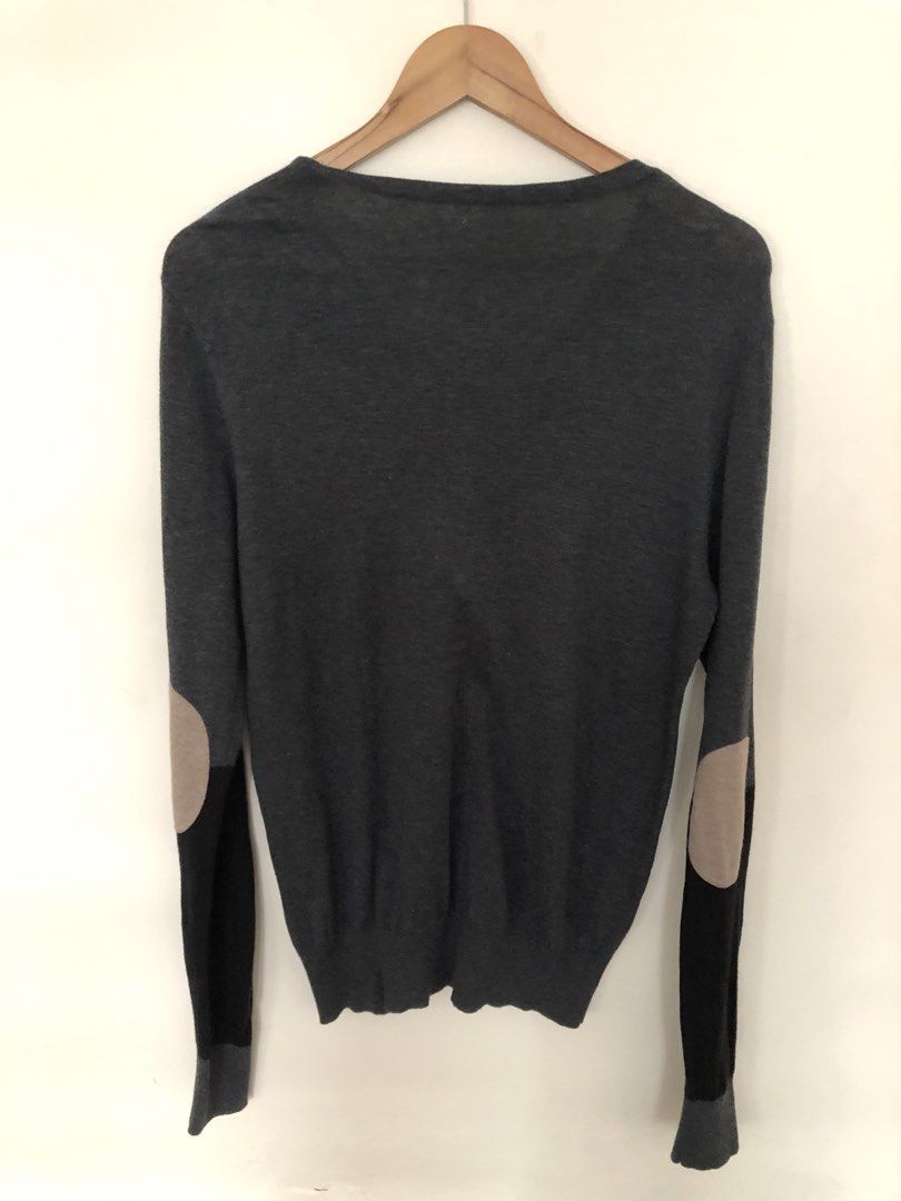 Vintage 80s Wool Elbow Pad Cardigan (Category: Hoodies) located in Manila. Submitted by picklerick_collects (Listing ID 1466856264, Image 3). Description: .