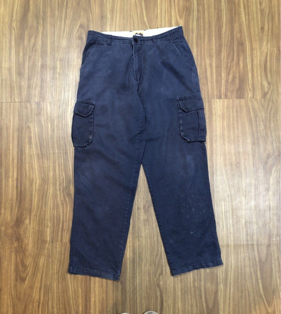 Vintage 90s Eagle Mountain Cargo Pants (Category: Trousers) located in Manila. Submitted by picklerick_collects (Listing ID 1466878892, Image 1). Description: .