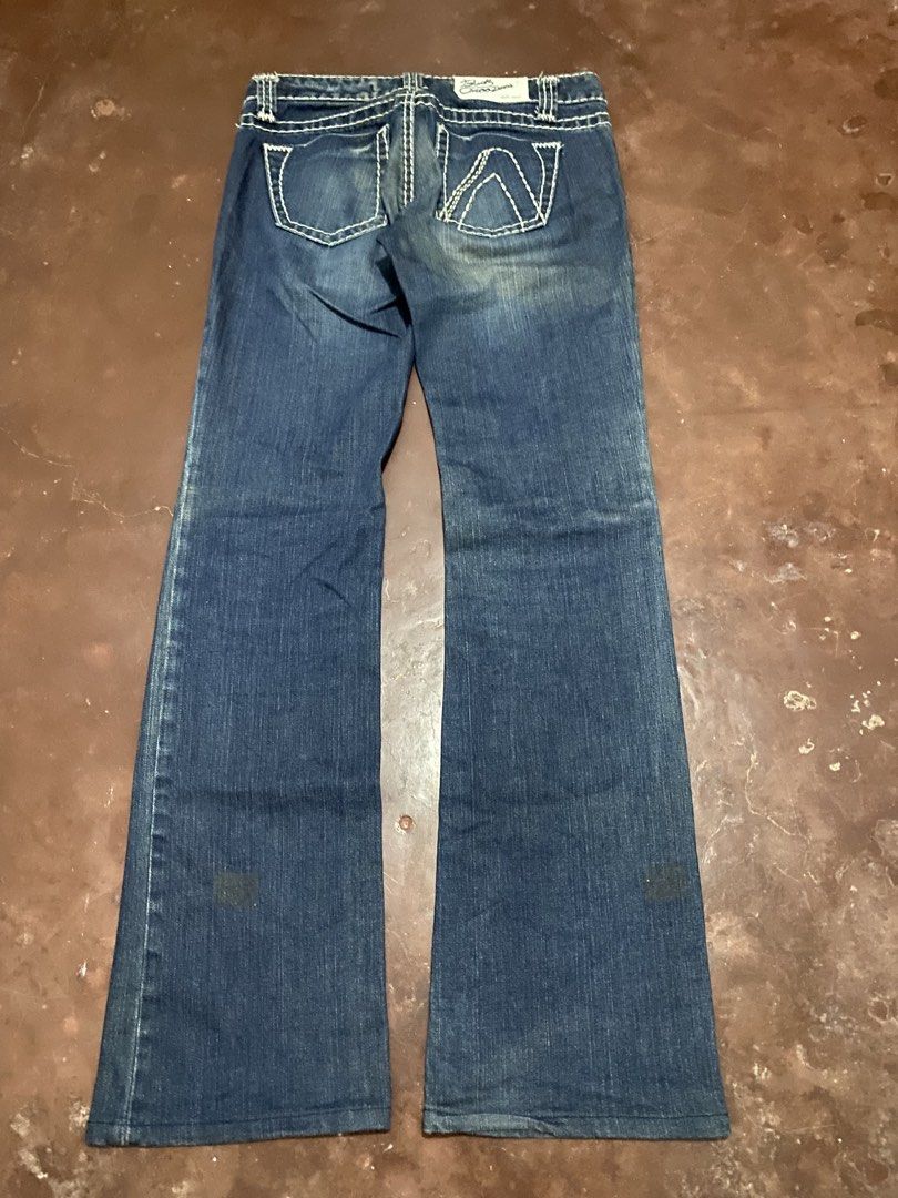 Vintage Buckaroo Low~Rise Bootcut (Category: Jeans) located in Malita. Submitted by ronnyboi (Listing ID 1466883969, Image 3). Description: W:30 L:39 T:10 H:8.5 Mine:500.