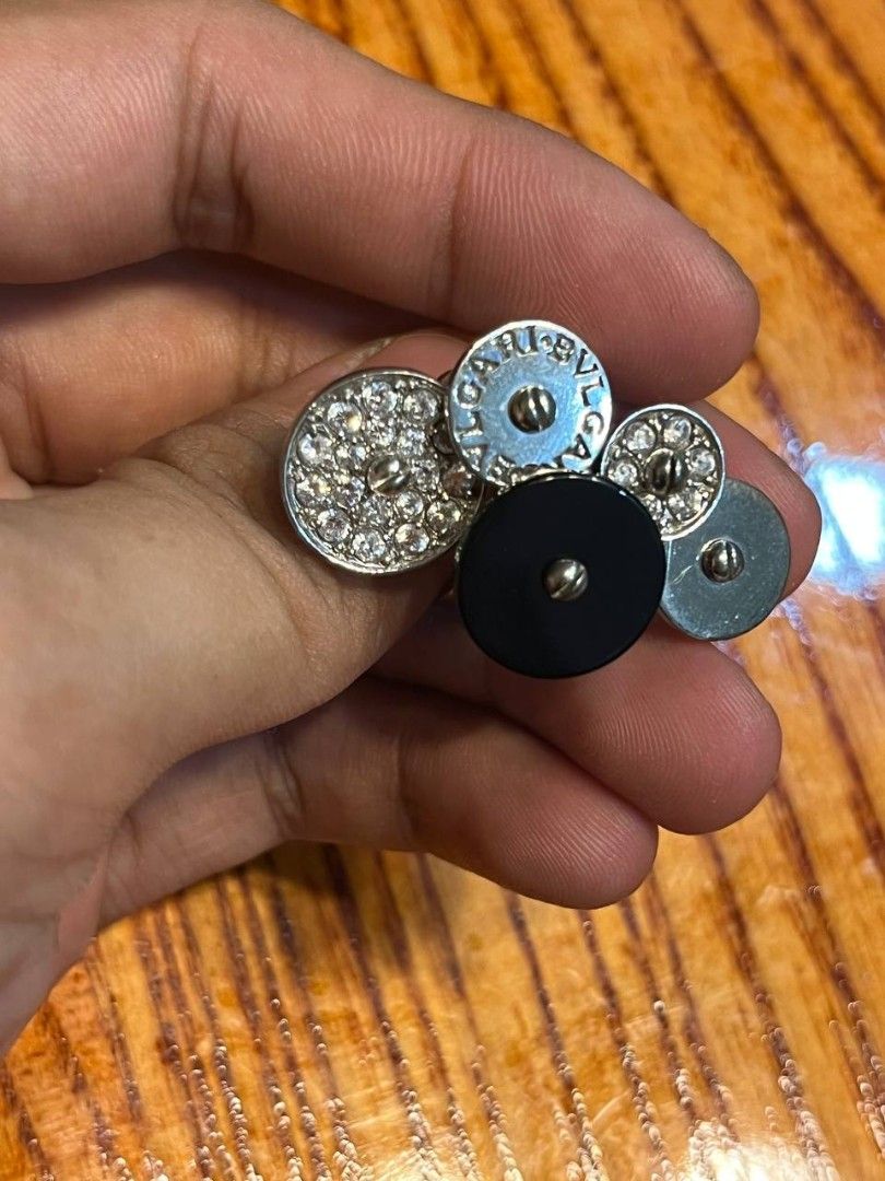 vintage Bvlgari Cicladi cluster disc ring (Category: Luxury Accessories) located in Quezon City. Submitted by michypeachyy1 (Listing ID 1466902396, Image 1). Description: send offers via dm.
