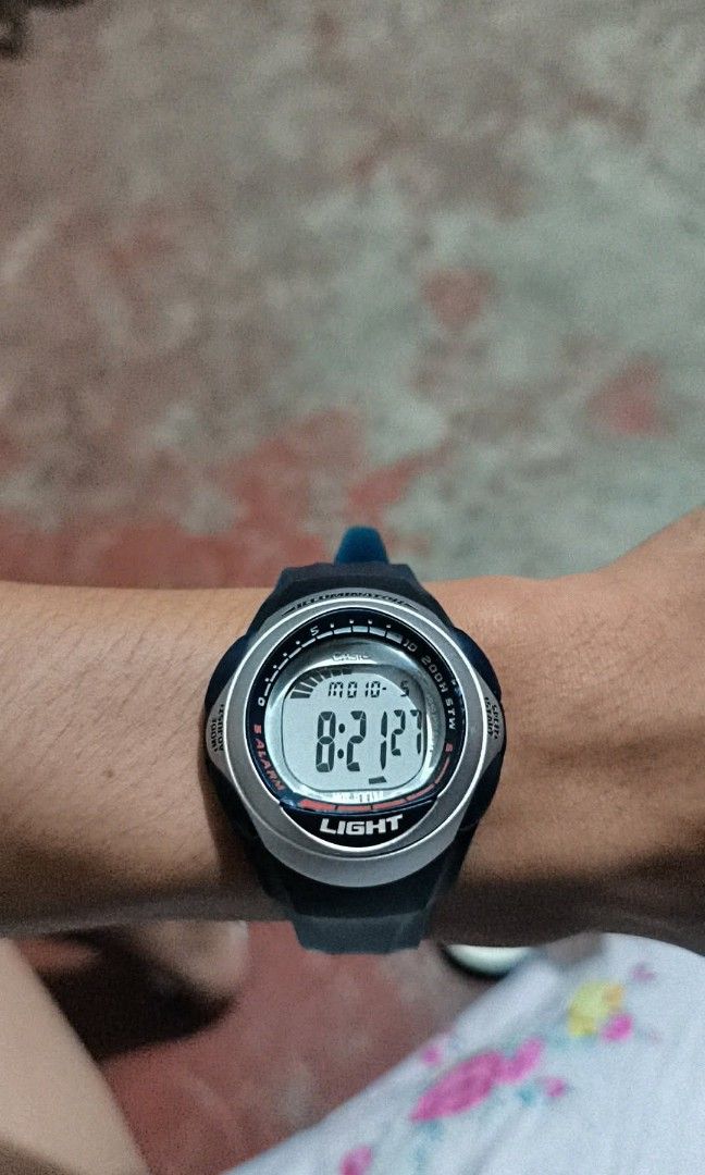 Vintage Casio Light (Category: Luxury Watches) located in Butuan. Submitted by jmmthrift (Listing ID 1466866514, Image 1). Description: - ISSUE ON THE PIC.