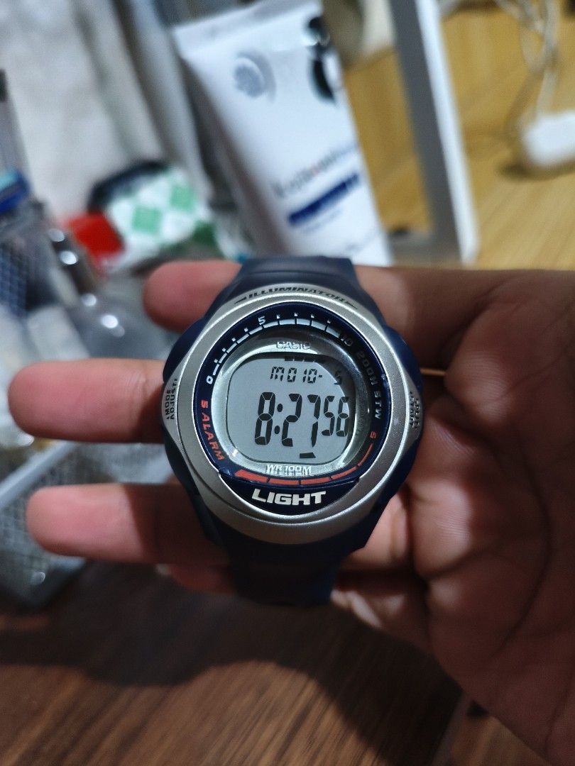 Vintage Casio Light (Category: Luxury Watches) located in Butuan. Submitted by jmmthrift (Listing ID 1466866514, Image 3). Description: - ISSUE ON THE PIC.