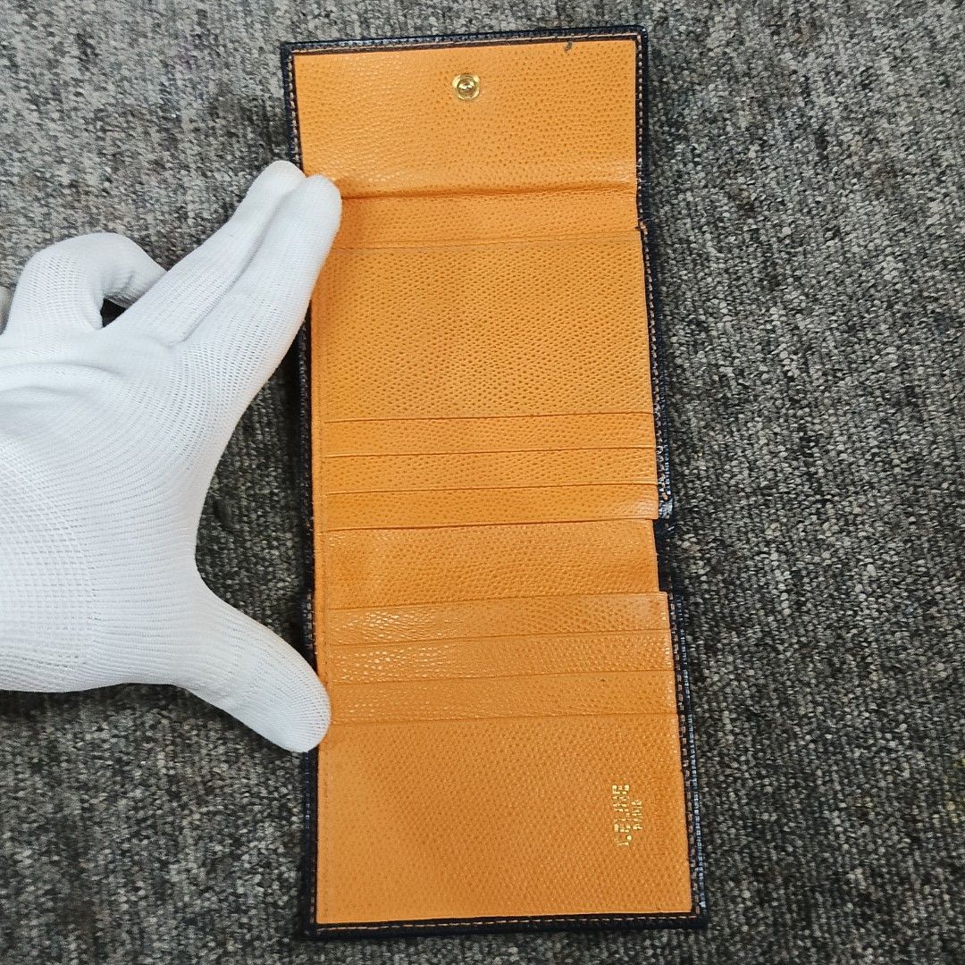 Vintage Celine Trifold Wallet (Category: Vintage Collectibles) located in Meycauayan. Submitted by redmants2011 (Listing ID 1466776363, Image 3). Description: authentic as is bottom part see pictures provided..