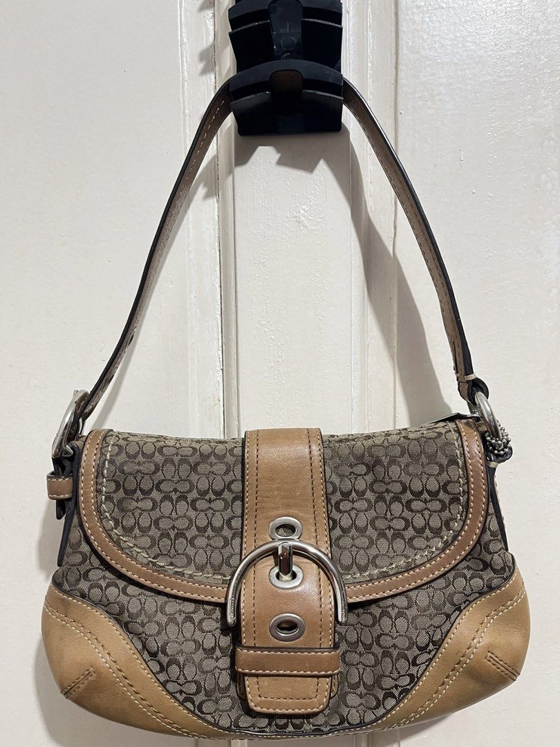 Vintage Coach Soho (Category: Shoulder Bags) located in Manila. Submitted by christine_975 (Listing ID 1466966663, Image 1). Description: personal pre-loved 🙂 .