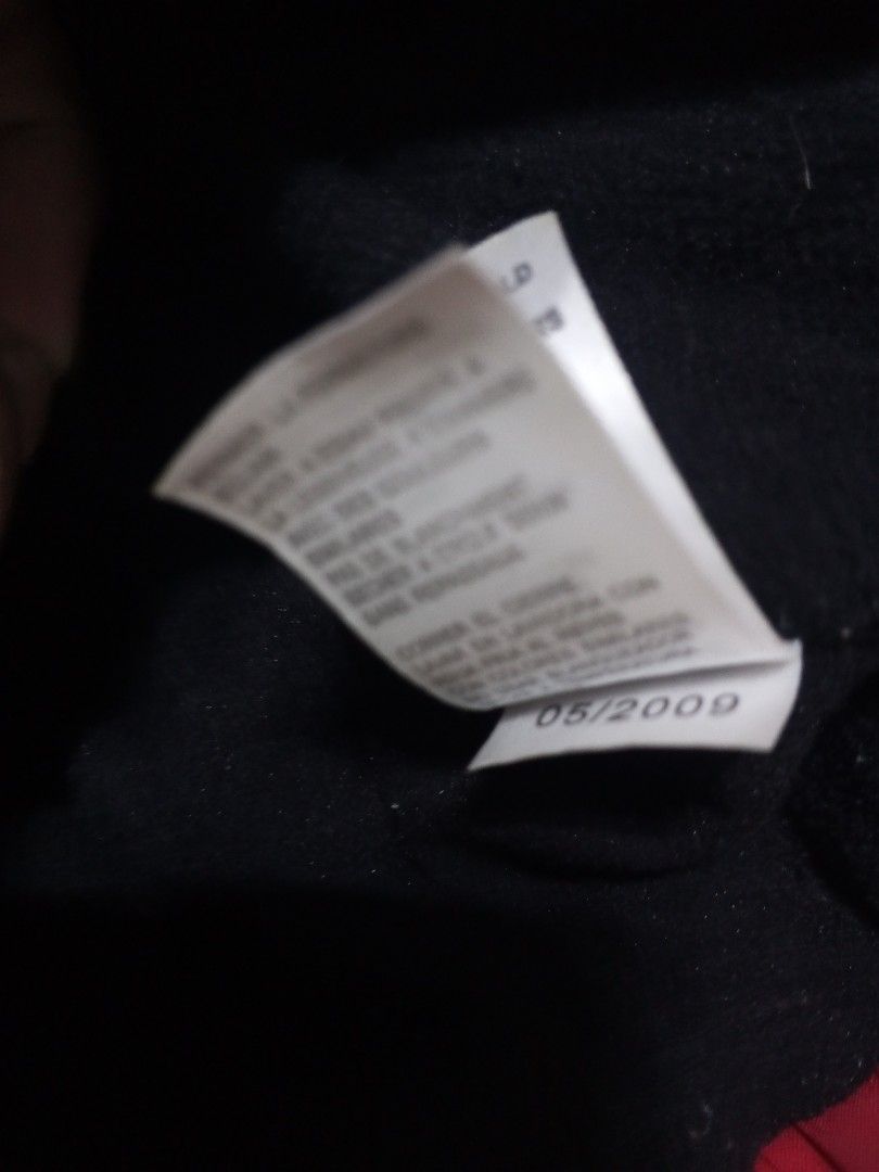 vintage Jordan (Category: Coats, Jackets and Outerwear) located in Manila. Submitted by pagatpatan59259 (Listing ID 1466946291, Image 3). Description: Vintage Jordan Size: M on tag Price: 2,200.