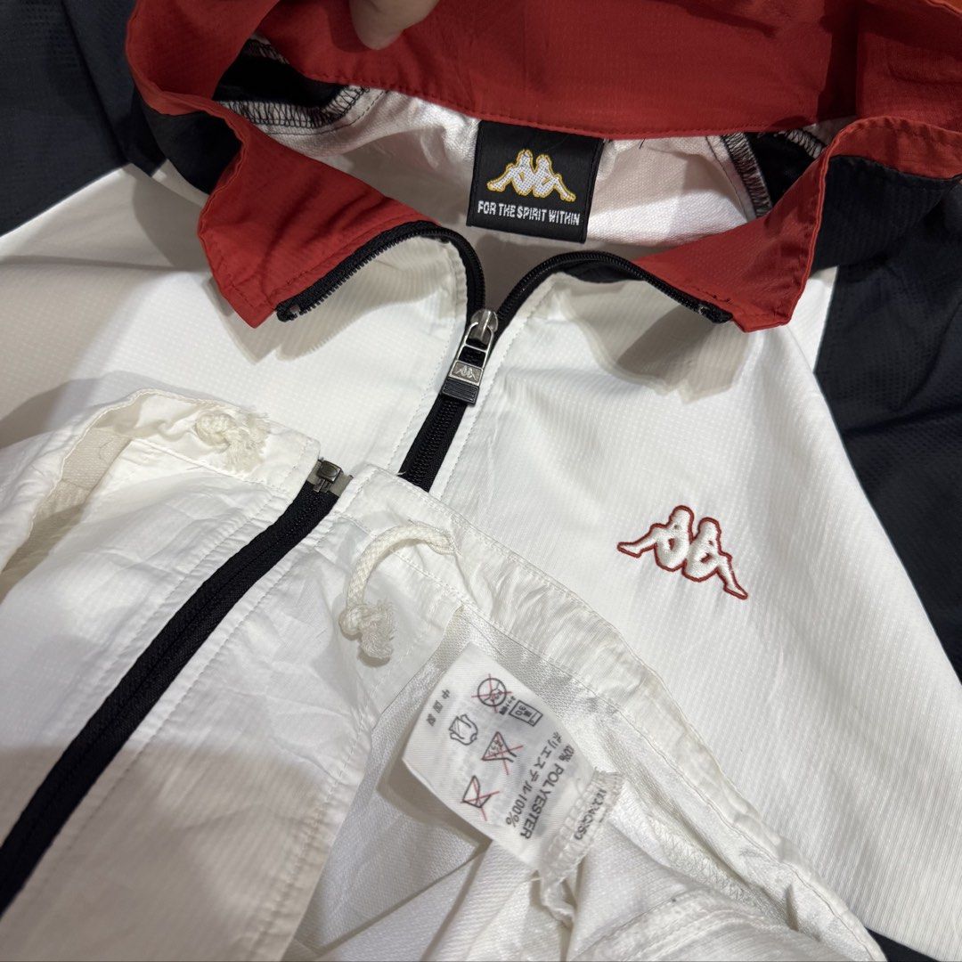 VINTAGE KAPPA SIDETAPE WINDBREAKER JACKET (Category: Coats, Jackets and Outerwear) located in Pasig City. Submitted by buzzthrifty (Listing ID 1466944638, Image 3). Description: SIZE L-XL EXCELLENT CONDITION .