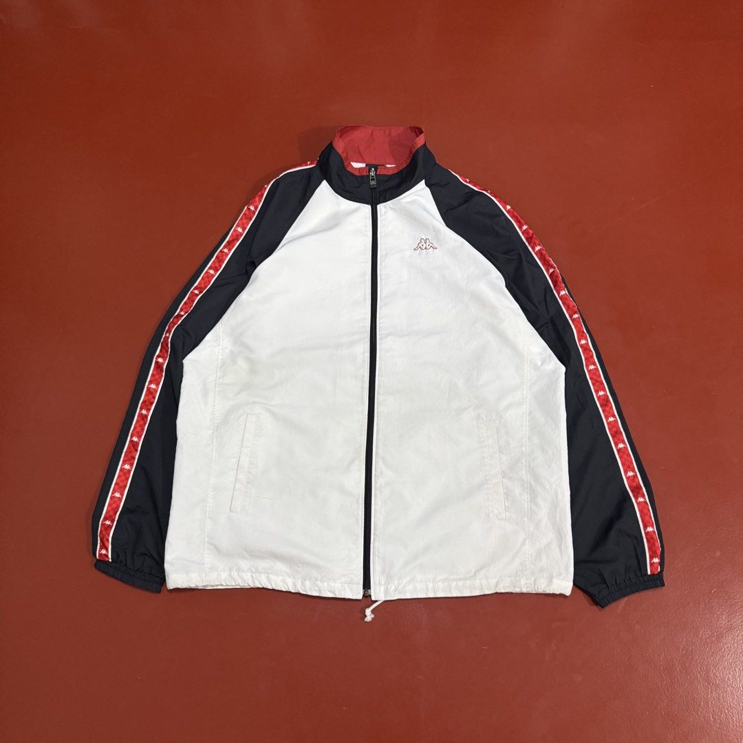 VINTAGE KAPPA SIDETAPE WINDBREAKER JACKET (Category: Coats, Jackets and Outerwear) located in Pasig City. Submitted by buzzthrifty (Listing ID 1466944638, Image 1). Description: SIZE L-XL EXCELLENT CONDITION .