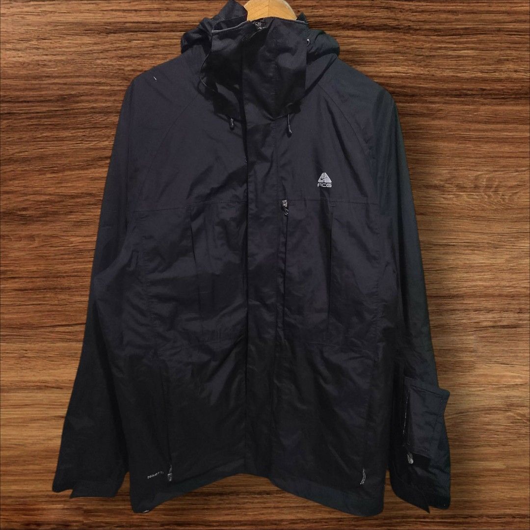 VINTAGE NIKE ACG (Category: Coats, Jackets and Outerwear) located in Manila. Submitted by the.good.thrift (Listing ID 1466945691, Image 1). Description: VINTAGE NIKE ACG 3 EXCELLENT CONDITION WATERPROOF 📌💯.