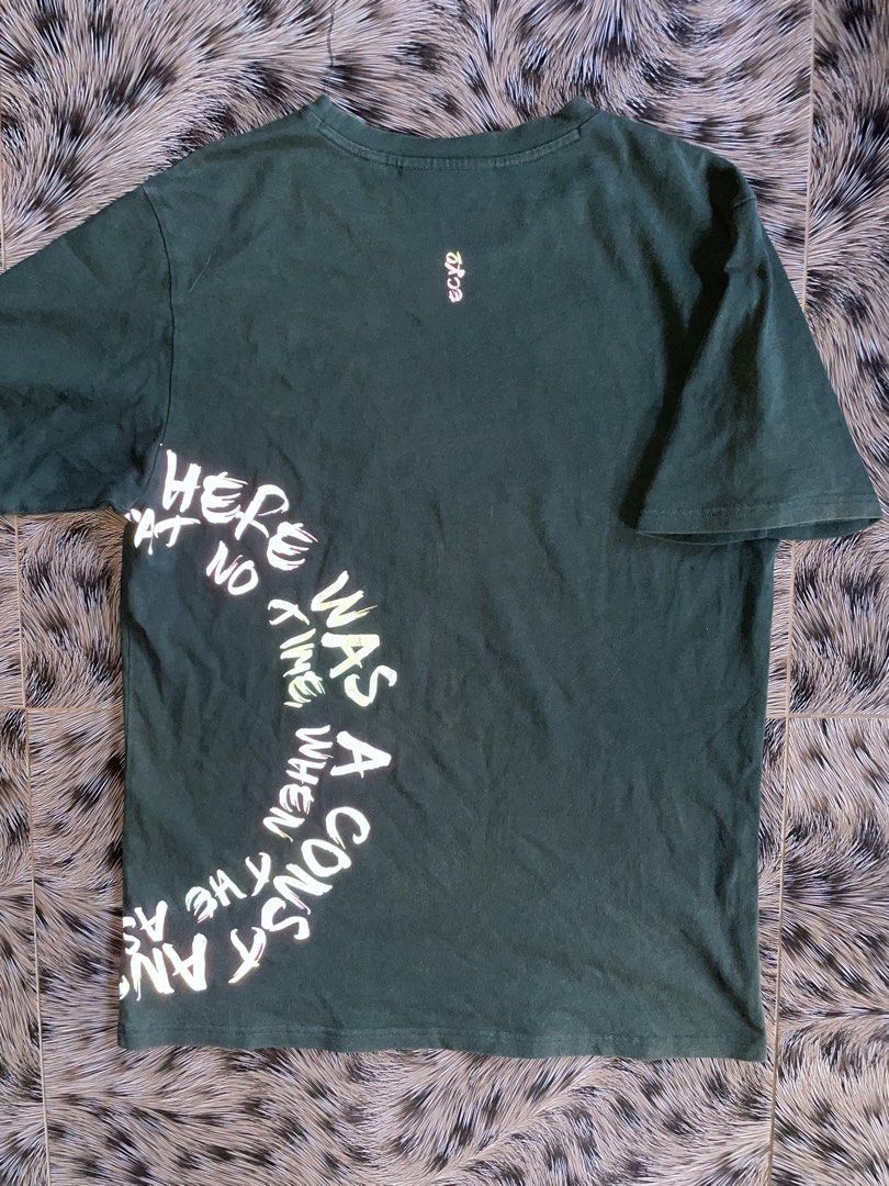 Vintage Reflective Spiraling Ecko Unltd (Category: Tshirts & Polo Shirts ) located in Manila. Submitted by streetnattylituptown (Listing ID 1466794563, Image 2). Description: Vintage Reflective Spiraling Ecko Unltd -Authentic -Vintage -Reflective -Excellent Condition Dimes: Large on Tag Length: 29 Width: 21 UNLI VC UNLI VOUCH CABUYAO LAGUNA DM IF INTERESTED.