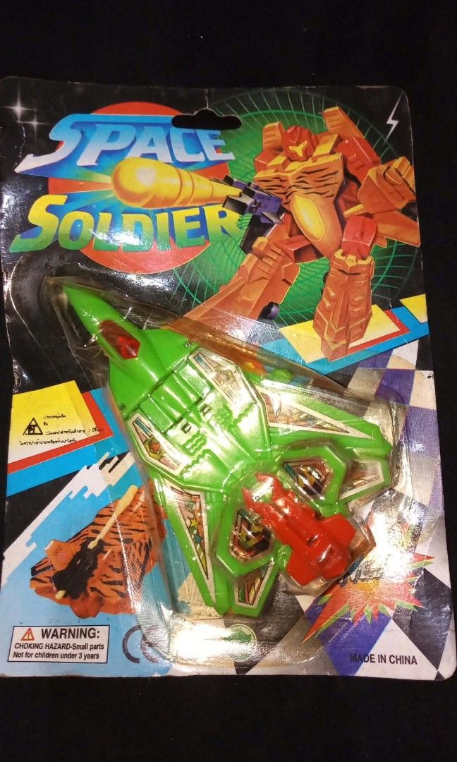 Vintage Transformers Space Soldier K.O (Category: Vintage Collectibles) located in Davao. Submitted by banana.pancake (Listing ID 1466799412, Image 1). Description: Local Toy (Bootleg) of Transformers. see pic of the back selling as is packaging. toy is in very very good condition Vintage but still brand new.