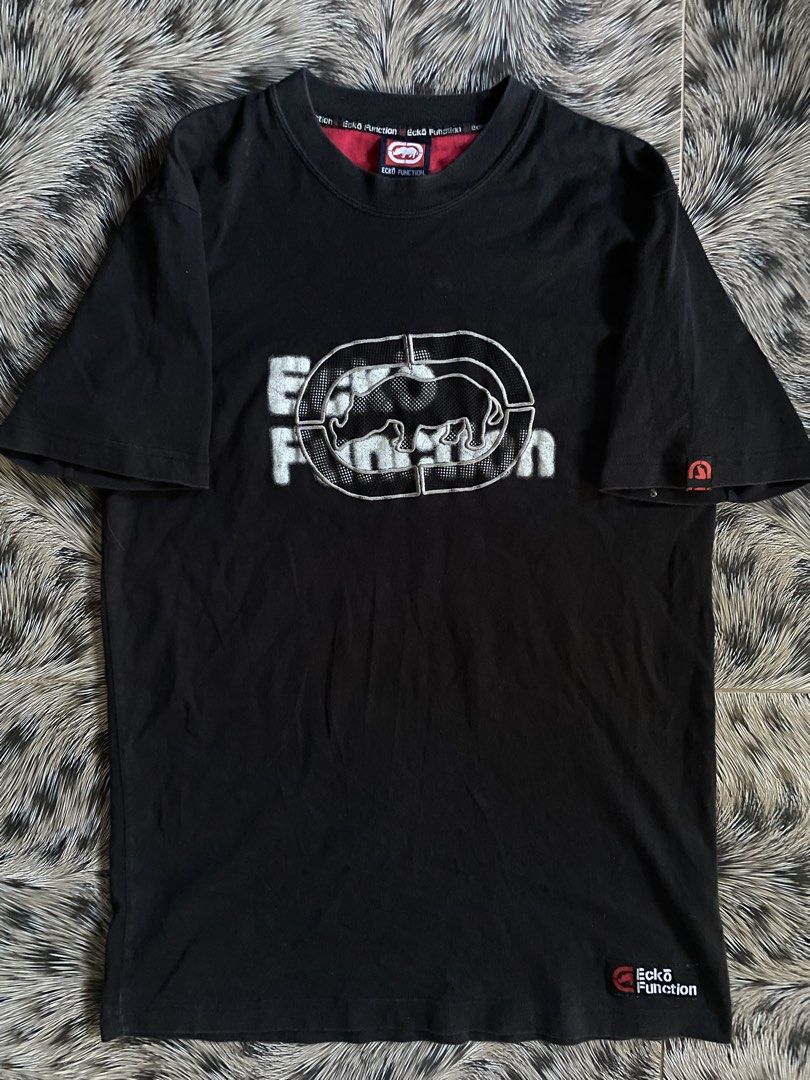 Vintage Y2K Ecko Function Black T-shirt (Category: Tshirts & Polo Shirts ) located in Manila. Submitted by streetnattylituptown (Listing ID 1466794355, Image 1). Description: Vintage Y2K Ecko Function Black T-shirt -Authentic -Vintage -Embroidered Design -Excellent Condition Dimes: Large on Tag Length: 30 Width: 20 UNLI VC UNLI VOUCH CABUYAO LAGUNA DM IF INTERESTED.