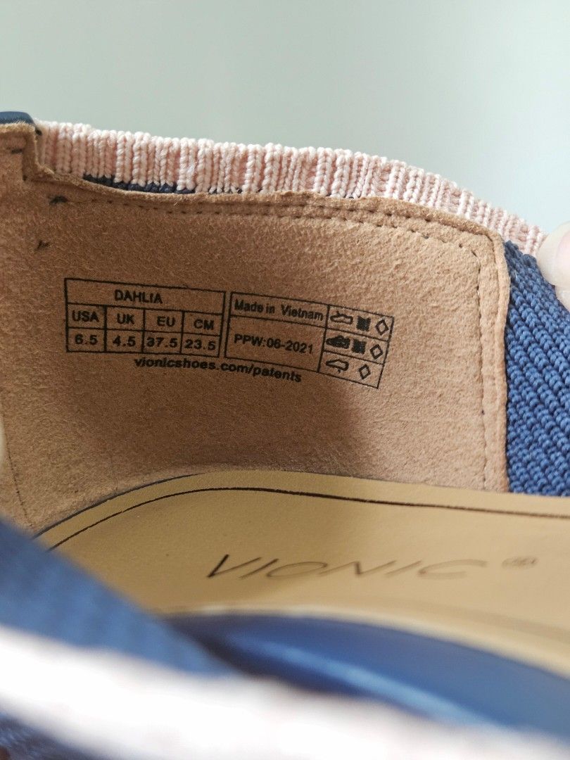 Vionic Dahlia Blue Knit Flats Size 6.5 (Category: Flats & Sandals) located in Quezon City. Submitted by angelafrancescarasos (Listing ID 1466922532, Image 3). Description: - Brand: Vionic (Model: Dahlia) - Style: Pointed toe knit flats with contrast trim and slip-on design - Color: Striking Blue - Size: US Women 6.5 / EU 37.5 - Condition: Brand new, never worn, pristine out-of-packaging condition - Features: Cushioned insole for all-day comfort -