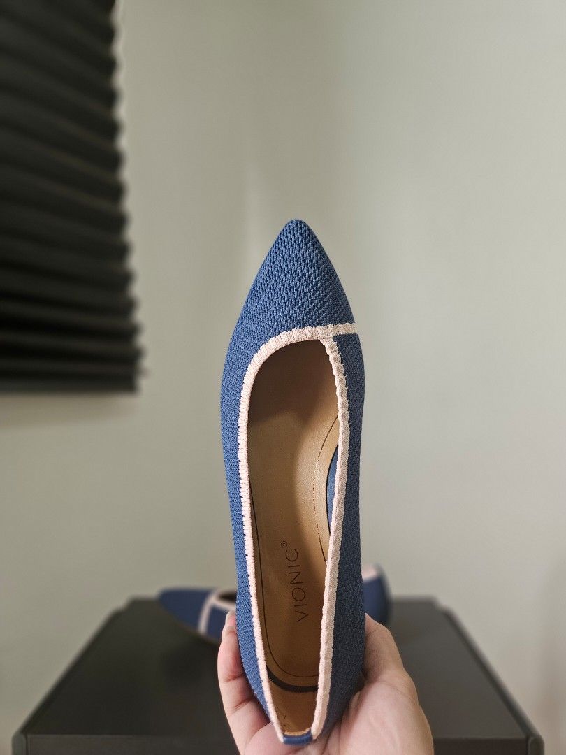 Vionic Dahlia Blue Knit Flats Size 6.5 (Category: Flats & Sandals) located in Quezon City. Submitted by angelafrancescarasos (Listing ID 1466922532, Image 2). Description: - Brand: Vionic (Model: Dahlia) - Style: Pointed toe knit flats with contrast trim and slip-on design - Color: Striking Blue - Size: US Women 6.5 / EU 37.5 - Condition: Brand new, never worn, pristine out-of-packaging condition - Features: Cushioned insole for all-day comfort -