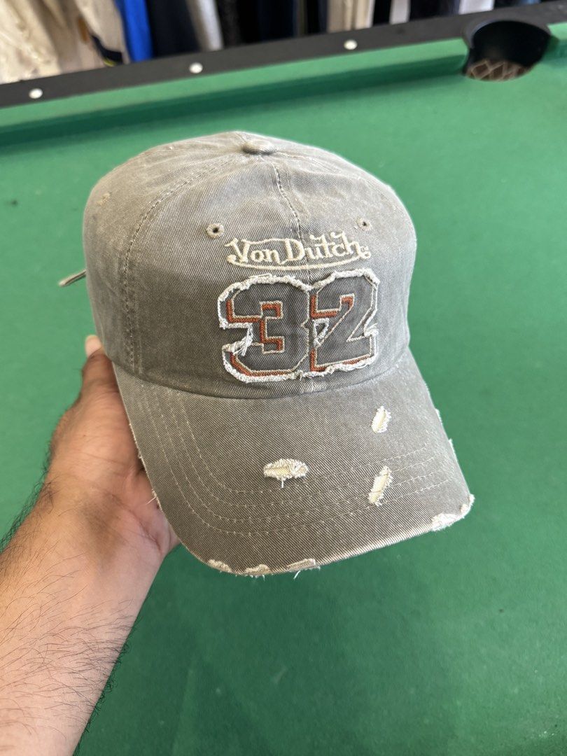 VON DUTCH CAP (Category: Caps & Hats) located in Cebu City. Submitted by moshthrift (Listing ID 1466818882, Image 1). Description: .