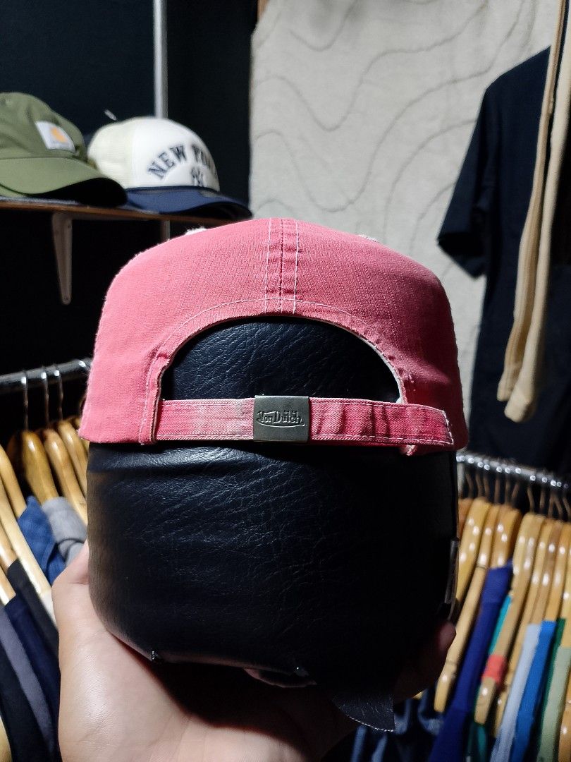 Vondutch baseball cap (Category: Caps & Hats) located in Magsaysay. Submitted by every.w3ar (Listing ID 1466896035, Image 3). Description: distressed design.