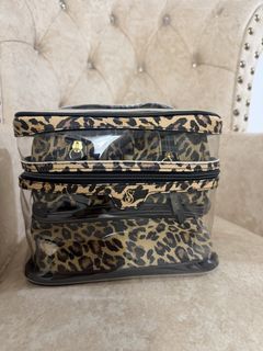 (Category: ) located in . Submitted by lovepinkshop.stone (Listing ID 1466788074, Image 1). Description: .