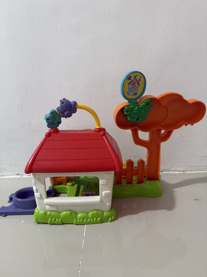 Vtech doggie play house (Category: Interactive Toys) located in Cabuyao City. Submitted by affordable_love_items (Listing ID 1466821335, Image 3). Description: As is .