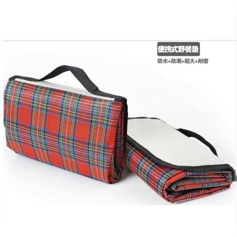 Waterproof Picnic Mat (Category: Looking For) located in Manila. Submitted by marilynabo789 (Listing ID 1466857631, Image 2). Description: .