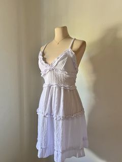 (Category: ) located in . Submitted by lovebella.apparel (Listing ID 1466942582, Image 1). Description: .
