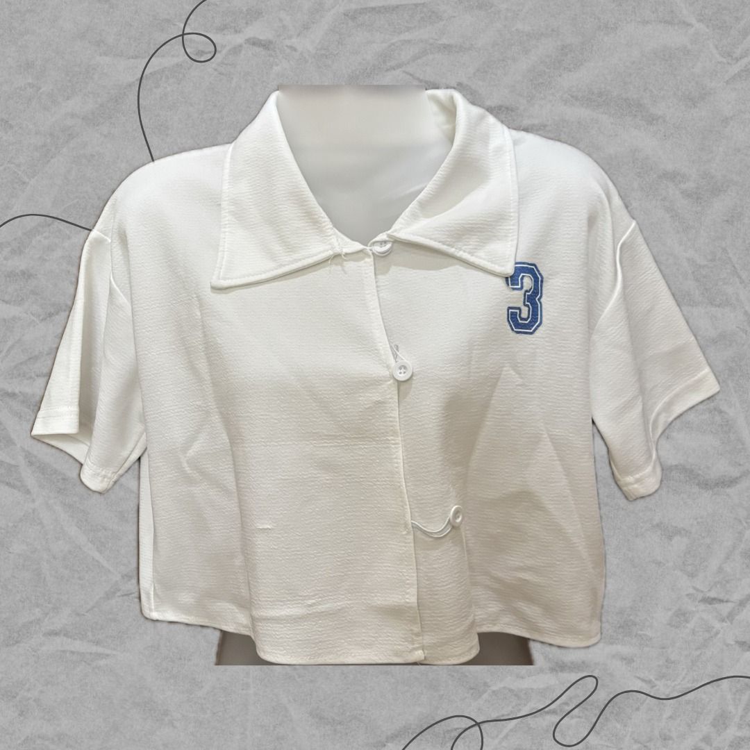 White Cropped Jersey (Category: Shirts) located in Manila. Submitted by lovedbydeviii (Listing ID 1466848148, Image 1). Description: White Cropped Jersey 🧵Php 75 👗Size: Freesize 👗Used but in good condition * note that color may slightly vary due to lighting .