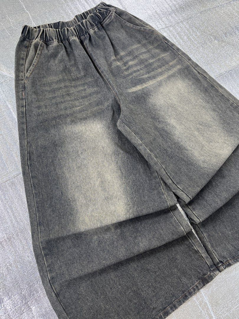 WIDELEG VINTAGE WASHED (Category: Jeans) located in Panabo. Submitted by vrail (Listing ID 1466863816, Image 3). Description: .